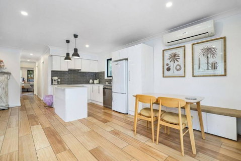 Pool House Hideaway - Tourism Caloundra 3