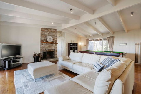 Port Philip Panorama - Bayview Retreat And Pool Bliss - Tourism Caloundra 0
