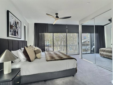 RAM, Alpine Getaways - Tourism Caloundra 3