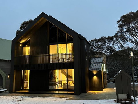 RAM, Alpine Getaways - Tourism Caloundra 1