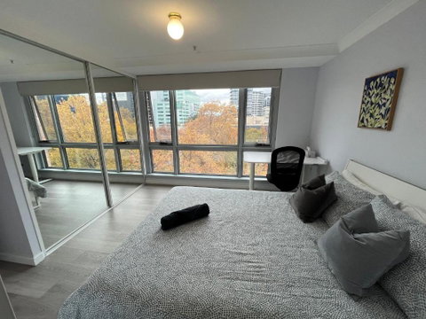 Private Room With Ensuite In The CBD - Tourism Caloundra 2