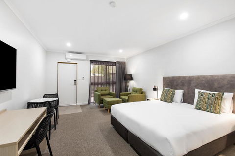 Presidential Motel - Tourism Caloundra 1