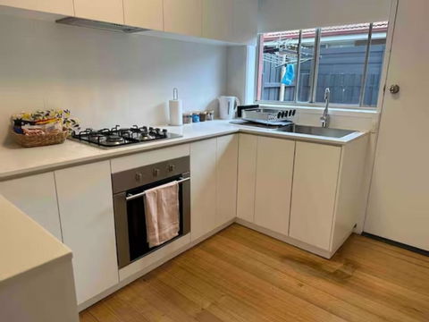 Quiet & Private With City Access And Free Wifi - Tourism Caloundra 2