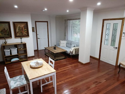 Quiet Nature-Filled Ground Floor Unit - Tourism Caloundra 3