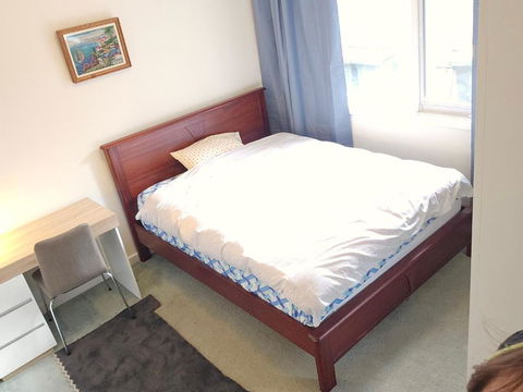 Quiet Secure Cozy Private Room For 3 Month Stay Minimum - Tourism Caloundra 0