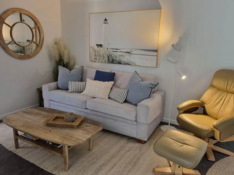 Rainbow Park Retreat - Tourism Caloundra 1
