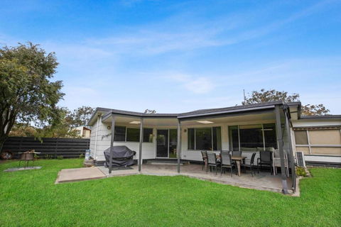 Raymond Island Retreat - Tourism Caloundra 3