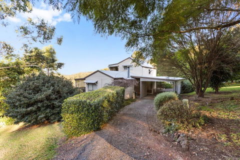 Ravensbourne Escape - Windsong - Tourism Caloundra 2