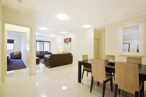 Astina Serviced Apartments - Central - Tourism Caloundra 0