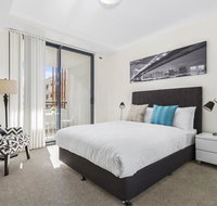 Astra Apartments Liverpool - Tourism Caloundra