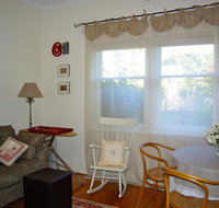 At Eleven - La Petite Maison - Tourism Caloundra