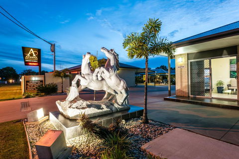 Athena Studio Units - Tourism Caloundra 0