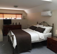 Atina Rocks Country Homestead - Tourism Caloundra