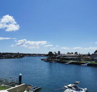 Attached Self Service Waterfront Whole Villa - Sydney - Tourism Caloundra