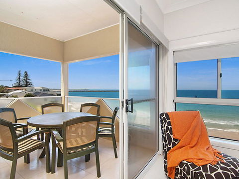 Avalon 3 - Views To Die For - Across The Road From Convent Beach - Tourism Caloundra 0