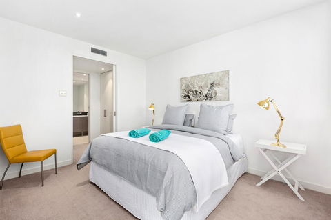 Azure Bliss Family Escape Opposite Beach With Heated Pool Access - Tourism Caloundra 3