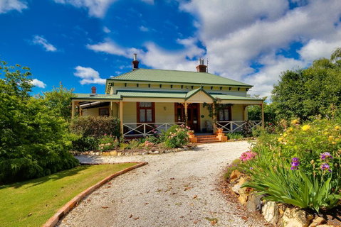 B & B At Winterbrook - Tourism Caloundra 0