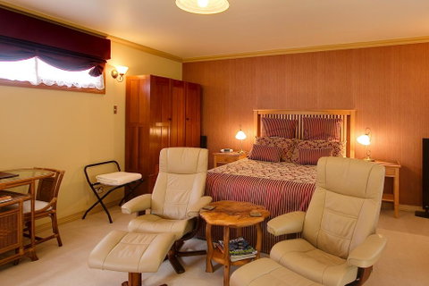 B & B At Winterbrook - Tourism Caloundra 1