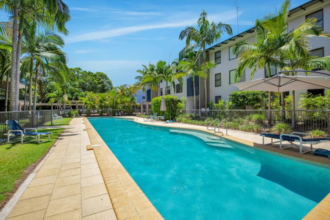 Baden 65 - Rainbow Shores, Overlooking Lap Pool, Ground Floor, Air Conditioning - Tourism Caloundra 0