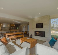 Baileys Beach House - Tourism Caloundra