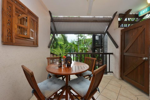 Bale 19 @ Hibiscus - Tourism Caloundra 1