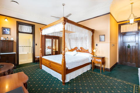 Ballina Manor Boutique Hotel - Tourism Caloundra 3