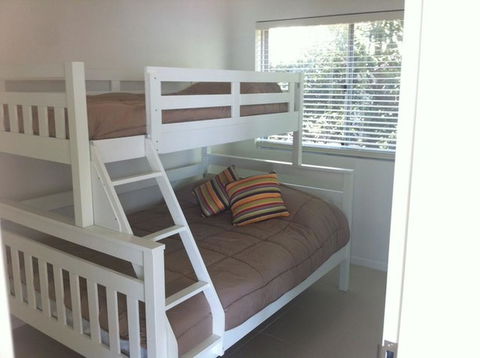 BANGALEE - Tourism Caloundra 3