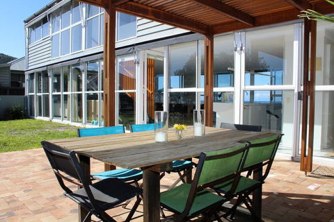 BARANBALEE - WEEKLY ONLY - Tourism Caloundra 0