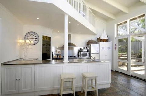 Barnett Place 6 - Tourism Caloundra 1