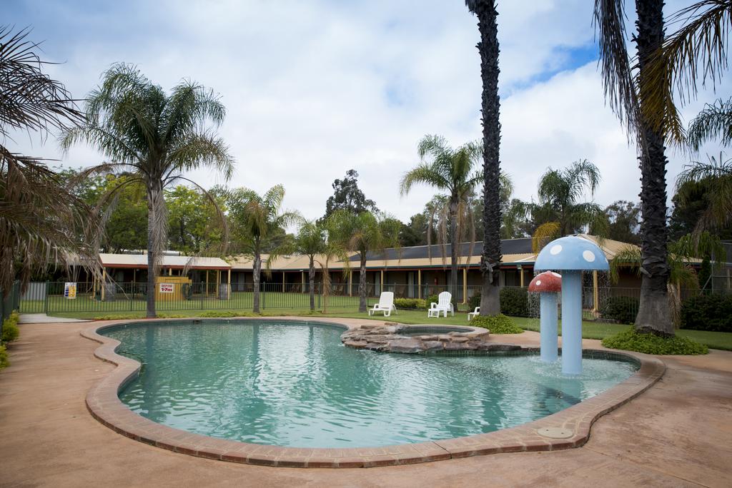 Muckatah VIC Tourism Caloundra