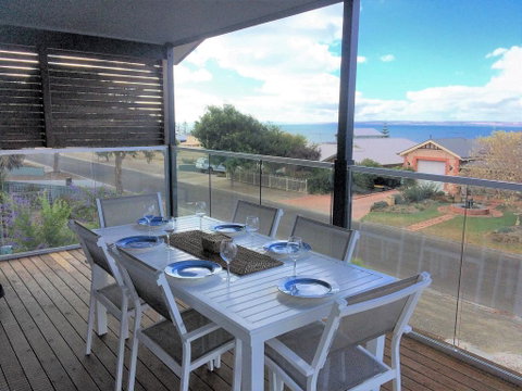 Bayview Beach House Apartment No 2 - Tourism Caloundra 0
