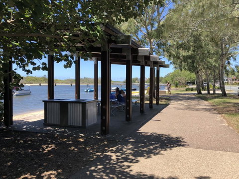 Bayz On The River - Tourism Caloundra 0