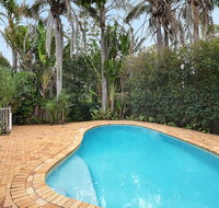 Beach Affair - 10 Callitris Crescent - Tourism Caloundra