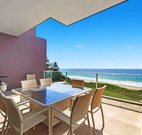 Beach and Ocean Front Penthouse with Wifi and Parking - Tourism Caloundra