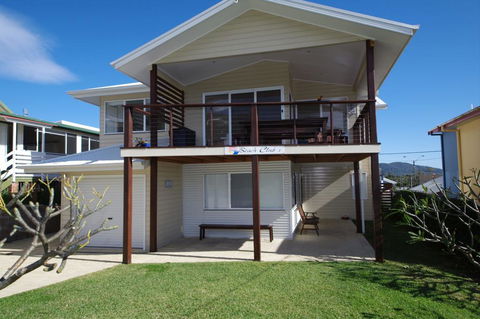 Beach Club 1, 5 Gowing Street - Tourism Caloundra 0
