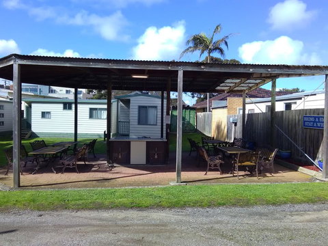 Beach Haven Caravan Park - Tourism Caloundra 1