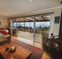 Beach House 'Aisling' - Tourism Caloundra