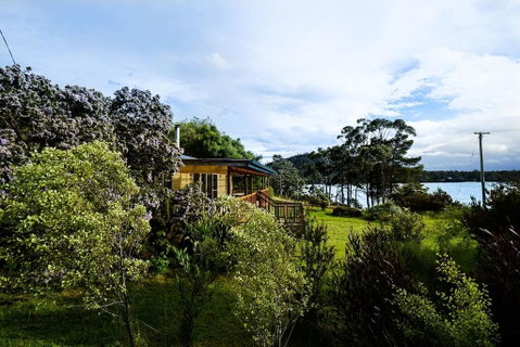 Beach House 'Aisling' - Tourism Caloundra 1