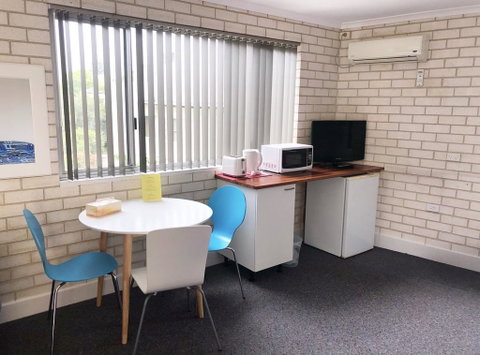 Beach Park Motel - Tourism Caloundra 1