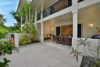Beach Villa - 4 Plantation House