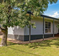 Beachcomber Bliss - Tourism Caloundra