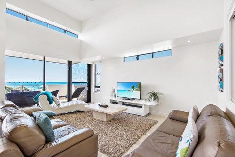 Beaches On Maroochy 1 Beach Parade - Tourism Caloundra 0