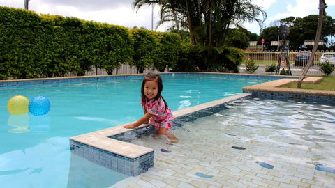 Beachlander Holiday Apartments - Tourism Caloundra 0