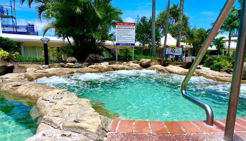 Resort Queen Studio At Alex Beach Resort - Tourism Caloundra 1