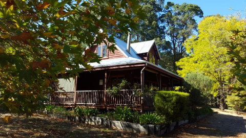 Redgum Hill Country Retreat - Tourism Caloundra 1
