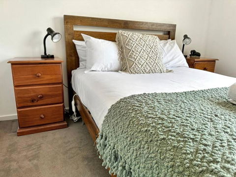 Reel Close! Walk To Everything. Sleeps 6 - Tourism Caloundra 2