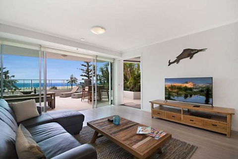 Reflections 202 - Tourism Caloundra 2
