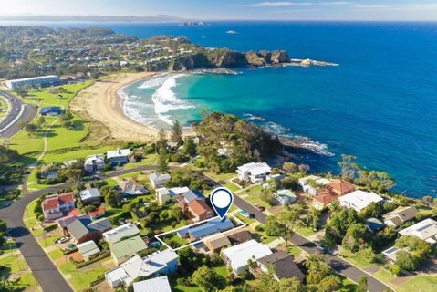 Relax And Reconnect At MaluaBay - Tourism Caloundra 0