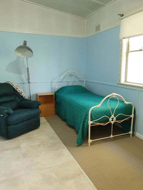 Renaisscents Homestay - Tourism Caloundra 3