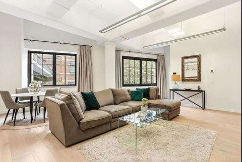 Renovated Warehouse Conversion In Heart Of Sydney - Tourism Caloundra 2